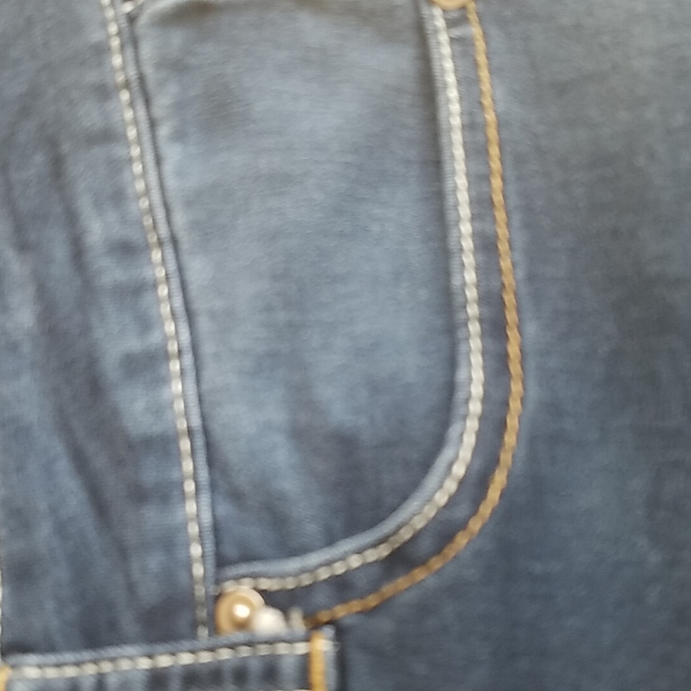 Jeans - Picture 2 of 6